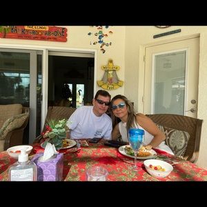 Meet your Posher, Catalina